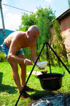 3.ročník súťaže vo varení gulášu 8.8.2015 3.ročník súťaže vo varení gulášu 8.8.2015