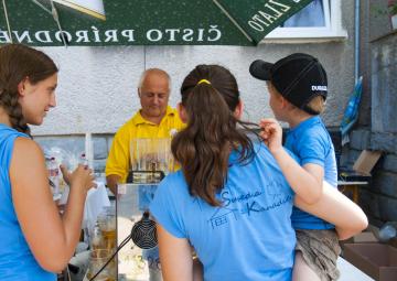 3.ročník súťaže vo varení gulášu 8.8.2015 3.ročník súťaže vo varení gulášu 8.8.2015