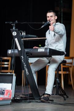 Klub dôchodcov - Vystúpenie Pavla Latáka Klub dôchodcov - Vystúpenie Pavla Latáka